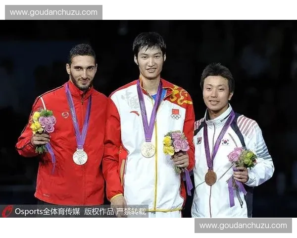 DOTA2亚奥赛场热血燃动中国战队奋勇争冠荣耀时刻